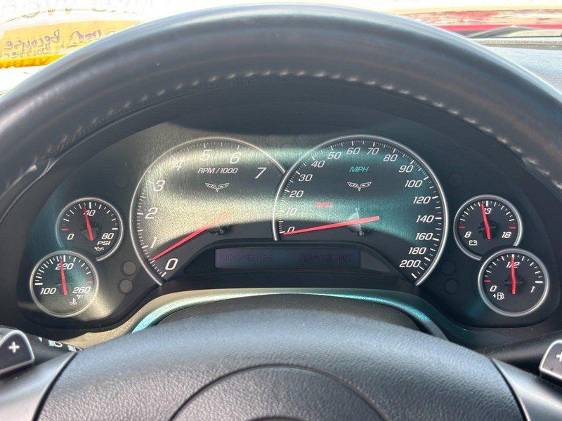 Used 2006 Chevrolet Corvette Coupe w/ Preferred Equipment Group RWD image 16