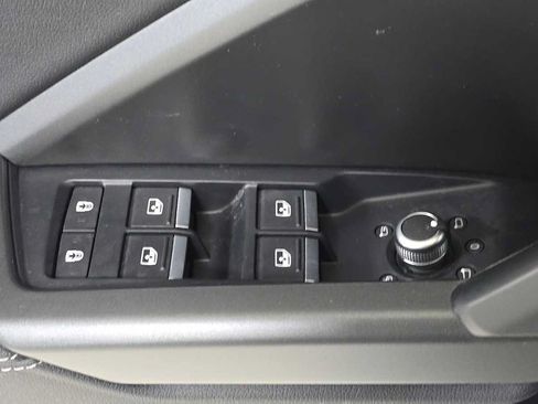 Used 2021 Audi Q3 2.0T Premium Plus w/ Premium Plus Package AWD/4WD image 23