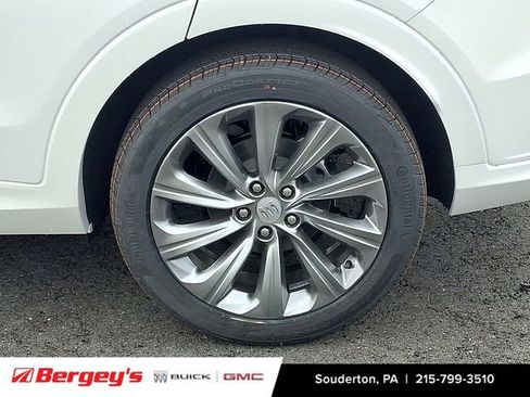 New 2026 Buick Envista Avenir FWD image 5