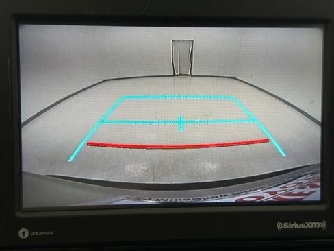 Used 2022 Toyota RAV4 XLE FWD image 21