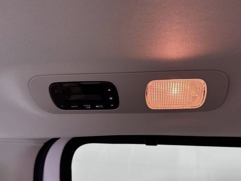 Certified 2026 Honda Odyssey EX-L image 30