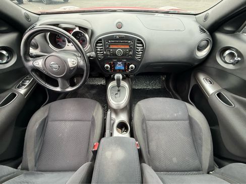 Used 2013 Nissan Juke SV image 18