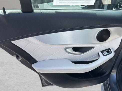 Used 2019 Mercedes-Benz C 300 4MATIC Sedan image 14