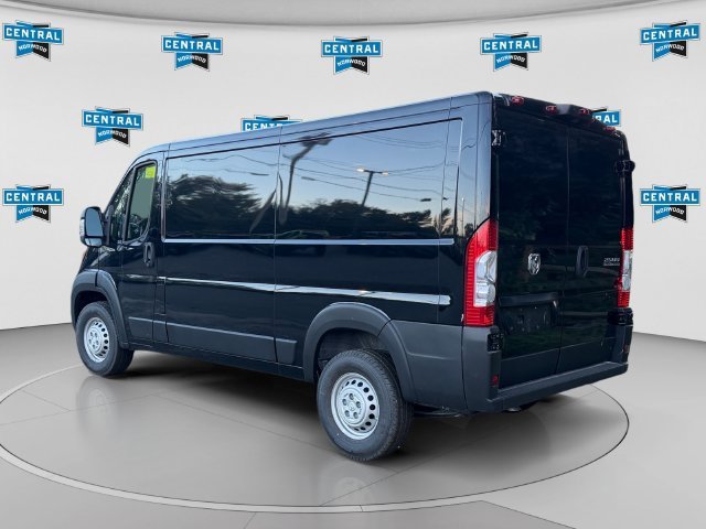 New 2026 RAM ProMaster 2500 w/ Convenience Group FWD image 3