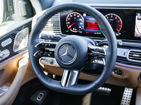 New 2026 Mercedes-Benz GLS 450 GLS 450 image 12