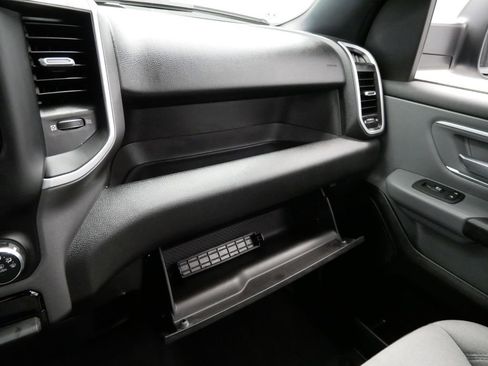 Certified 2022 RAM 1500 Big Horn image 40