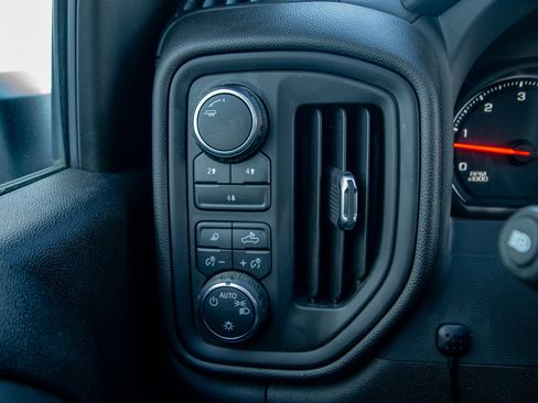 Used 2025 Chevrolet Silverado 2500 Custom w/ Custom Value Package AWD/4WD image 22