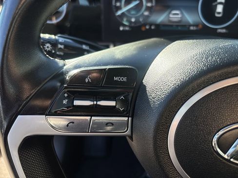 Used 2023 Hyundai Elantra SEL w/ Convenience Package image 13