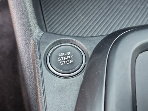 Used 2025 Kia K4 FWD image 31