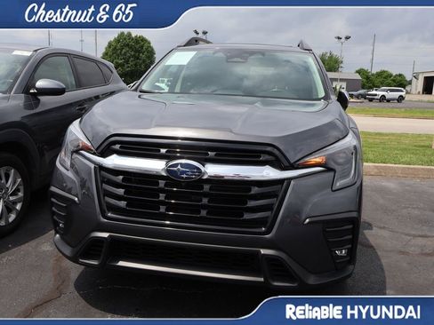 Used 2023 Subaru Ascent Limited w/ Technology Package AWD/4WD image 11