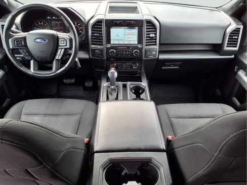 Used 2018 Ford F150 XLT w/ Equipment Group 302A Luxury AWD/4WD image 11