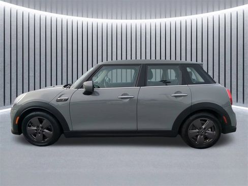 Used 2022 MINI Cooper S image 8
