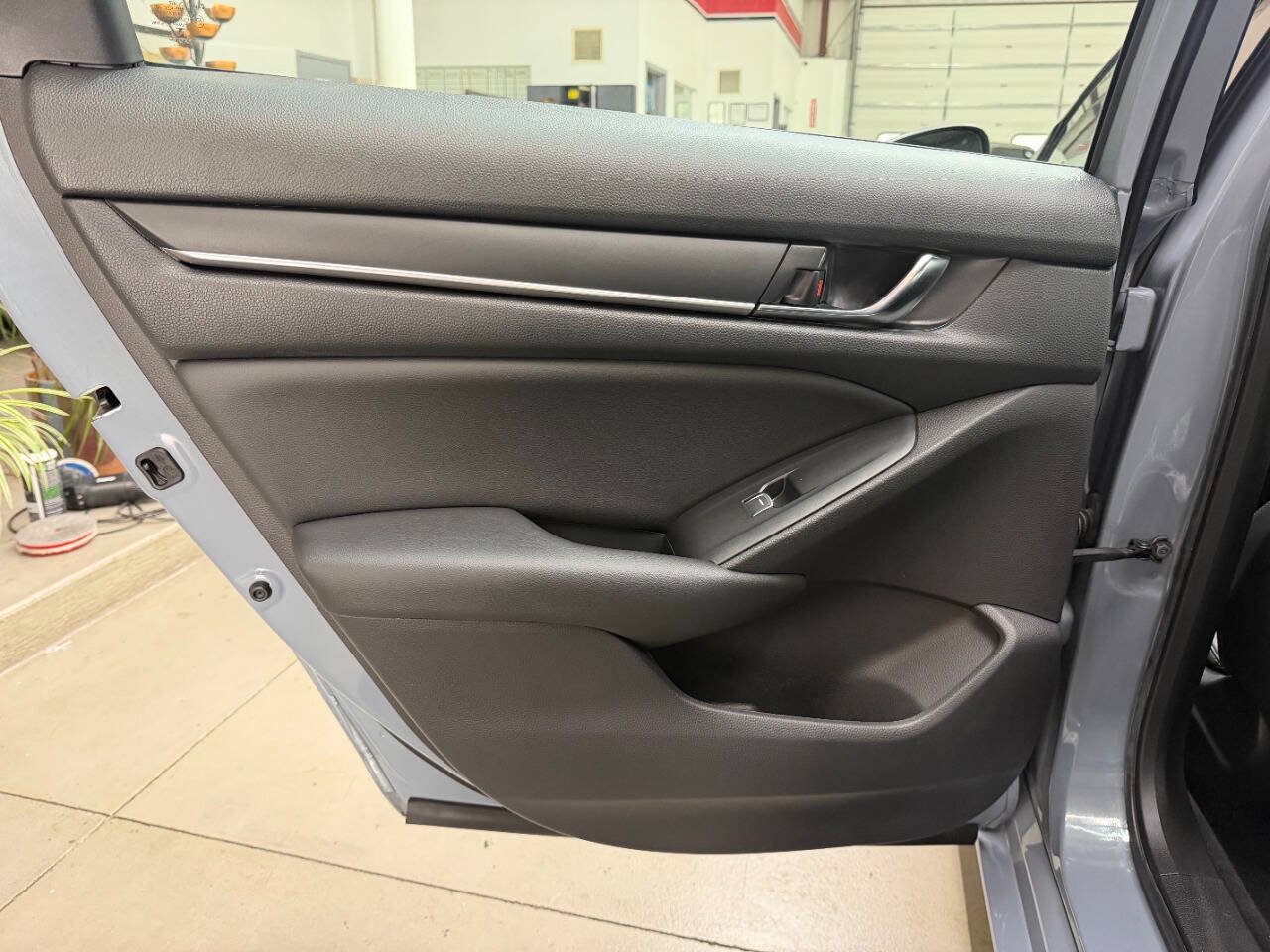 Used 2022 Honda Accord Sport image 12