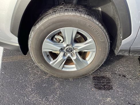 Used 2025 Toyota RAV4 XLE image 30