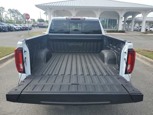 New 2026 GMC Sierra 1500 SLT w/ SLT Premium Package AWD/4WD image 5