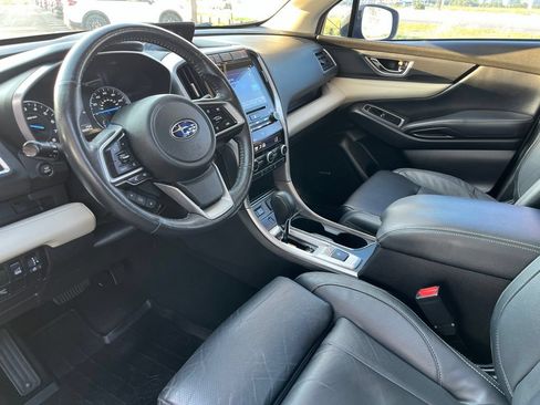 Used 2019 Subaru Ascent Limited AWD/4WD image 18