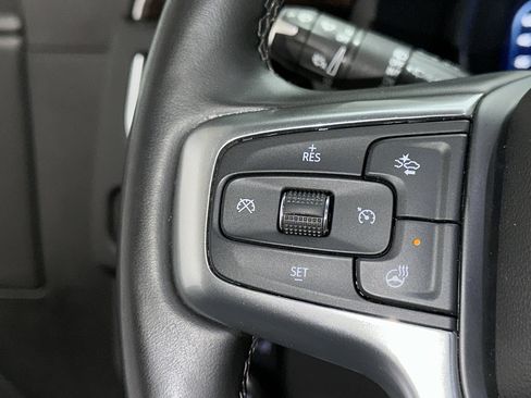 Used 2024 Chevrolet Suburban Premier image 34