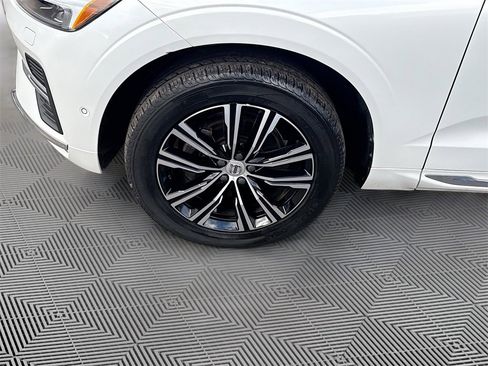 Used 2022 Volvo XC60 B5 Inscription w/ Advanced Package image 34
