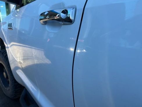 Used 2014 Toyota Tundra Platinum image 15