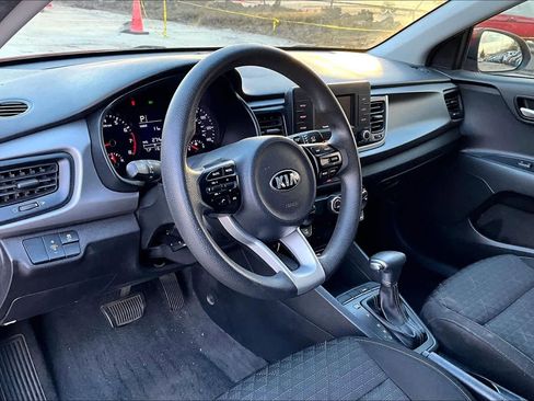 Used 2018 Kia Rio S image 16