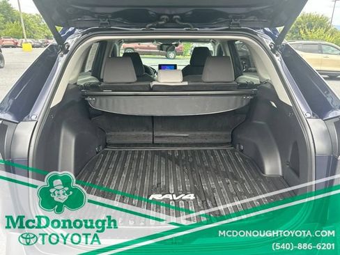 Certified 2025 Toyota RAV4 XLE w/ Convenience Package AWD/4WD image 7