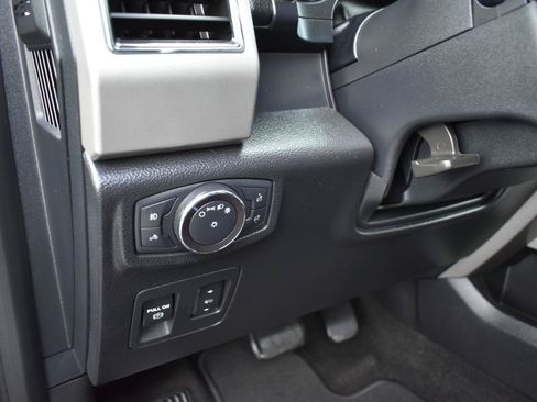 Used 2019 Ford F150 Lariat AWD/4WD image 42