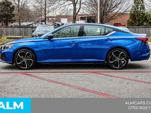 Used 2025 Nissan Altima 2.5 SR image 10