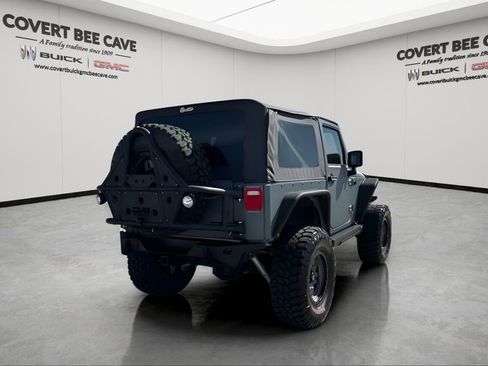 Used 2015 Jeep Wrangler Rubicon w/ Trailer Tow Group image 9