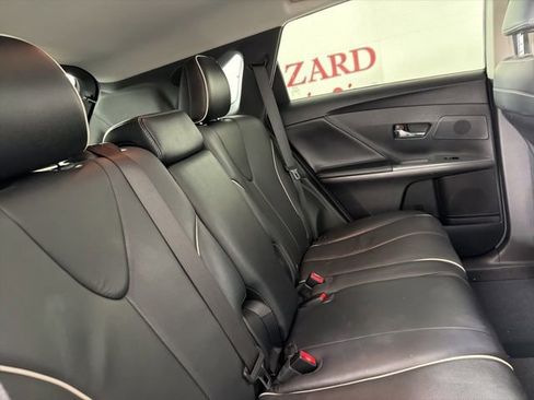 Used 2013 Toyota Venza Limited w/ Tow Prep Pkg AWD/4WD image 18