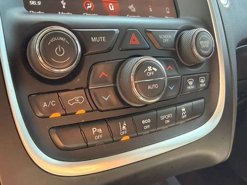 Used 2018 Dodge Durango Citadel w/ Technology Group AWD/4WD image 27