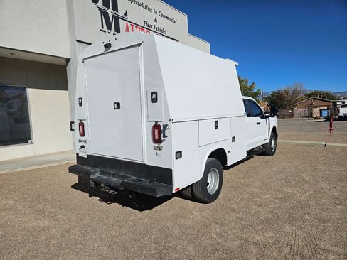 Used 2023 Ford F350 XL w/ Snow Plow Prep Package image 11