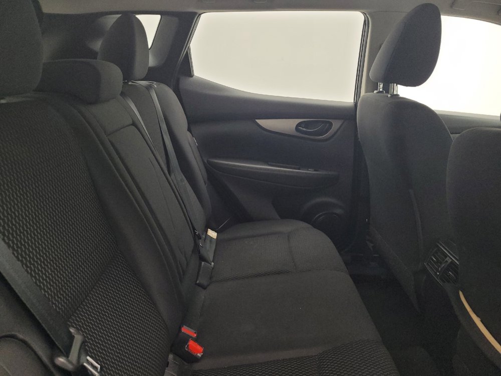 Used 2022 Nissan Rogue Sport S FWD image 19