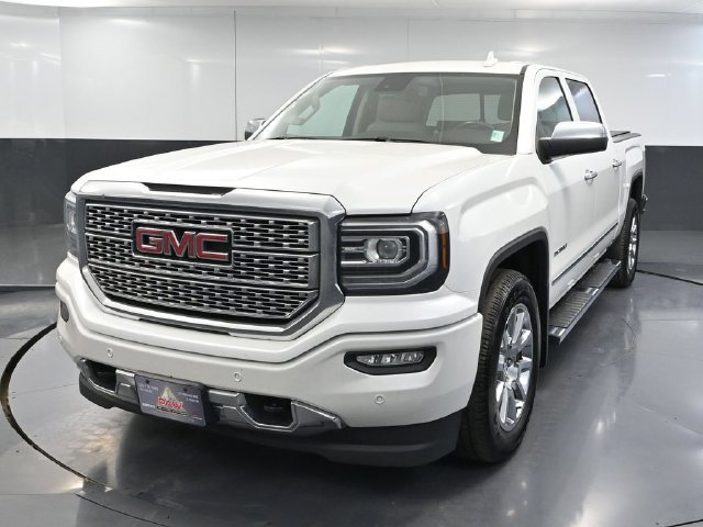 Used 2018 GMC Sierra 1500 Denali AWD/4WD image 8