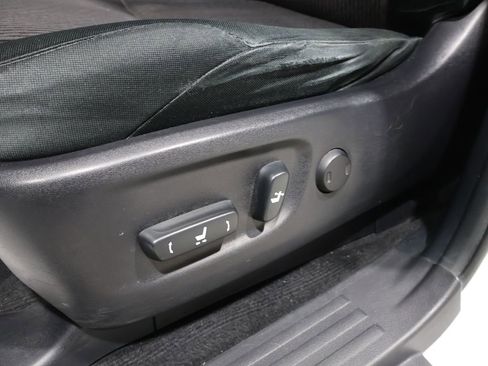 Used 2013 Toyota 4Runner SR5 image 10