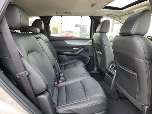 Used 2024 MAZDA CX-90 3.3 Turbo w/ Preferred Plus image 14