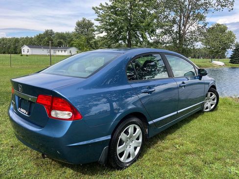 Used 2011 Honda Civic LX image 8