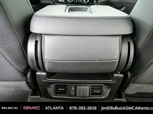 Used 2025 GMC Sierra 1500 SLT AWD/4WD image 18