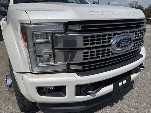 Used 2017 Ford F450 Platinum w/ Platinum Ultimate Package image 23
