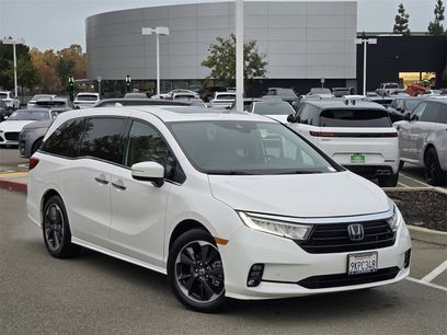 Used 2024 Honda Odyssey Elite