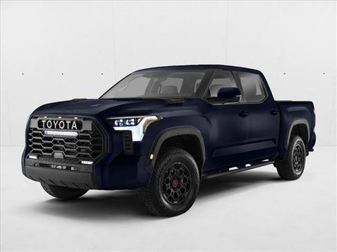 Used 2022 Toyota Tundra SR5 w/ SR5 Premium Package RWD image 1