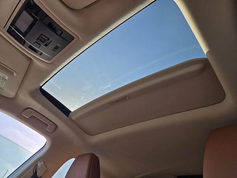 Used 2022 Lexus RX 350 FWD w/ Premium Package image 19