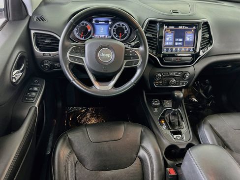 Used 2019 Jeep Cherokee Limited AWD/4WD image 23