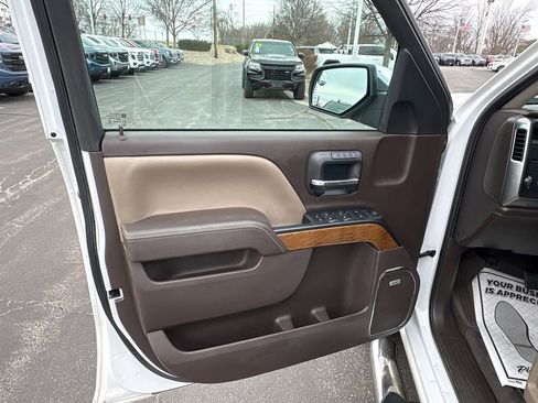 Used 2017 Chevrolet Silverado 1500 LTZ w/ Texas Edition image 17