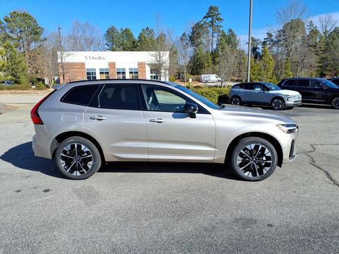 New 2026 Volvo XC60 B5 Plus w/ Climate Package image 2