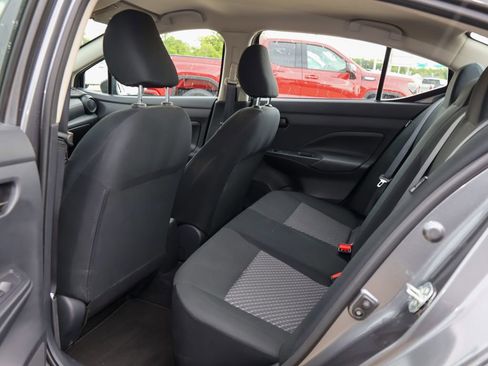 Used 2024 Nissan Versa S FWD image 7