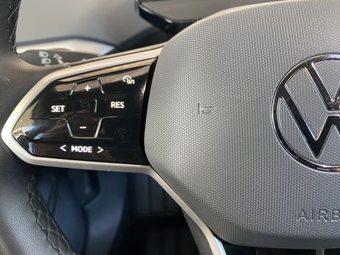 Certified 2023 Volkswagen ID.4 Pro S AWD/4WD image 6