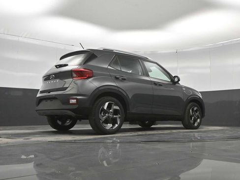 New 2026 Hyundai Venue SEL FWD image 36
