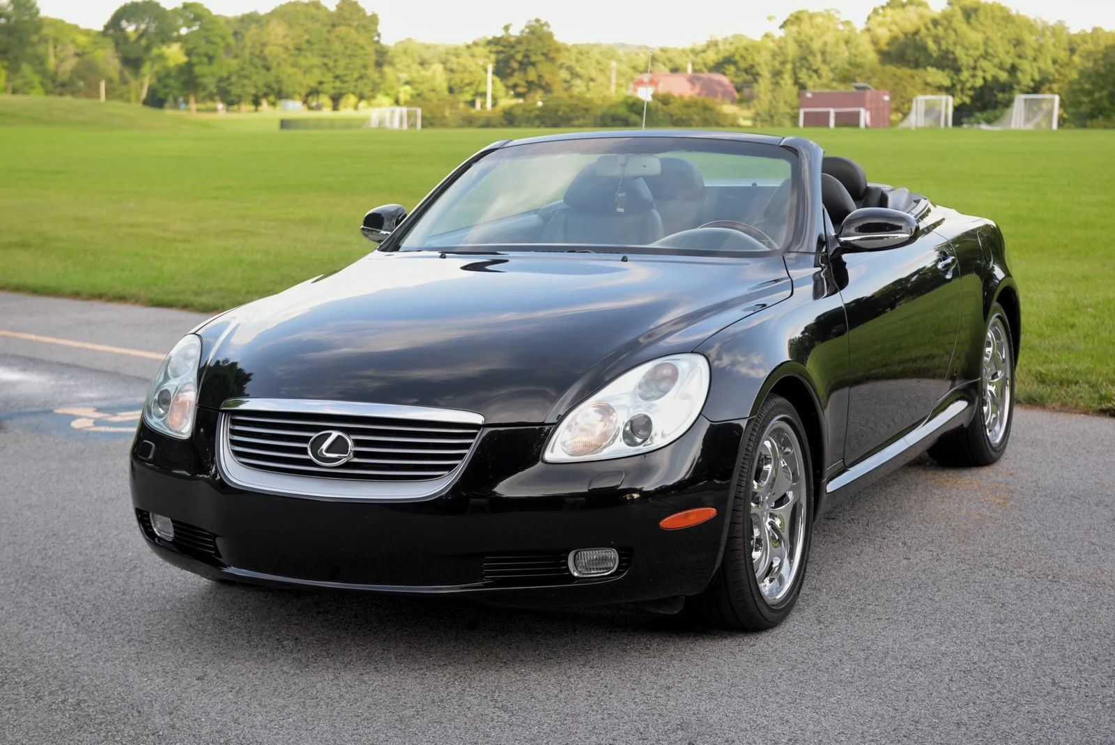 Used 2002 Lexus SC 430 Convertible RWD image 7