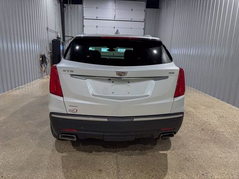 Used 2019 Cadillac XT5 Premium Luxury w/ Driver Assist Package AWD/4WD image 4