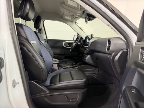 Used 2025 Ford Bronco Sport Outer Banks AWD/4WD image 28